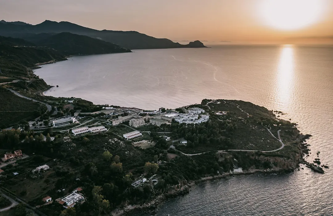 Mangia's Pollina Resort-1